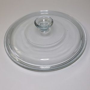 Vintage 13 Pyrex G1C 11 Glass Lid, excellent condition.
